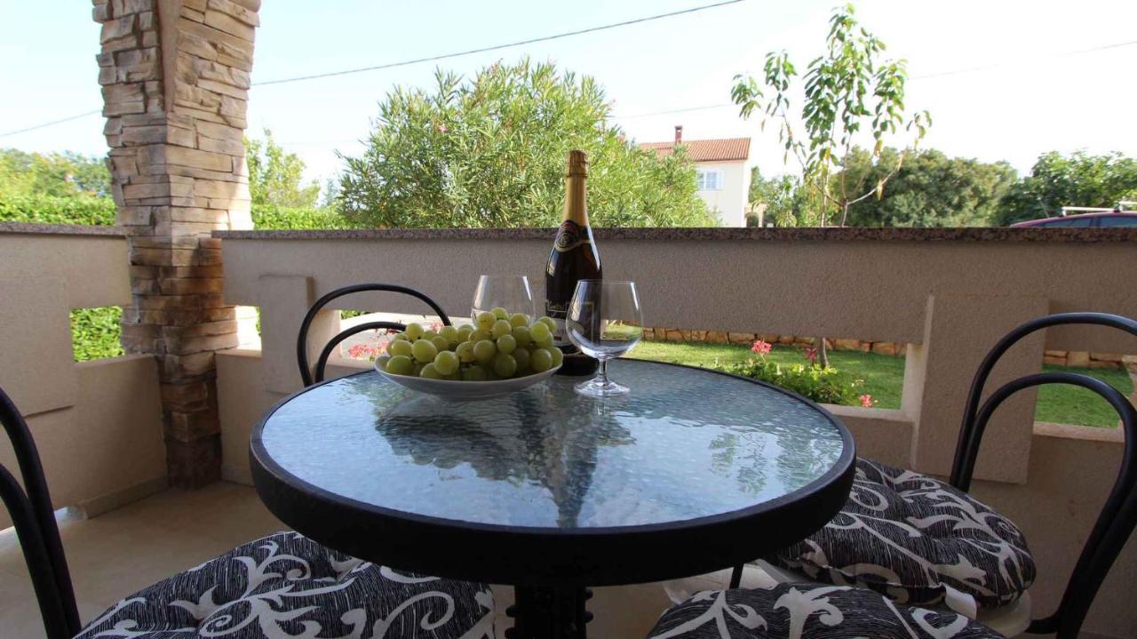 Malinska Apartment 1 Sveti Anton  Ngoại thất bức ảnh
