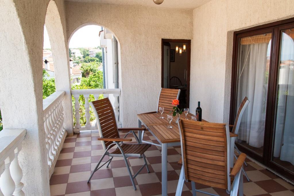Malinska Apartment 1 Sveti Anton  Ngoại thất bức ảnh